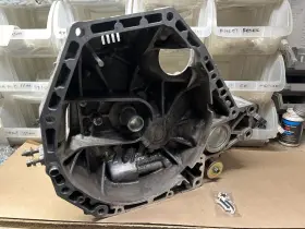 21000-p21-000 Acura Honda Read 94-01 Integra 5spd M/t Bell Housing Inner Case B16 B18