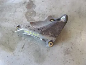 4d0399113 Audi 1997 A8 Rh Pass Transmission Mount 4d0399113 Audi 1997 A8 Rh Pass Transmission Mount