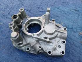 23111209414 Bmw E21 2002 E10 Getrag 245 5 Speed Oem Manual Transmission Rear Housing Cover 23111209414 Bmw E21 2002 E10 Getrag 245 5 Speed Oem Manual Transmission Rear Housing Cover