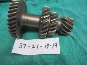 C1dr-7113a Borg/warner 63-65 Ford Falcon-mustang 3 Speed Cluster Gear 37-24-19-14 Used