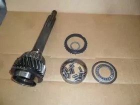 M8322-21-052f Borg Warner 1994 - 2004 Ford Mustang Tremec T5 5-speed Transmission Input Shaft Assembly 02 M8322-21-052f Borg Warner 1994 - 2004 Ford Mustang Tremec T5 5-speed Transmission Input Shaft Assembly 02