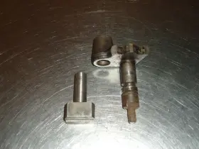 Revssf62 Borg Warner T-10 4-speed Transmission Reverse Shift Shaft And Fork 1962 Corvette