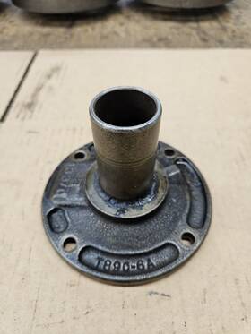 Borg-warner Super T10 T89c-6a Borgwarner Input Shaft Bearing Retainer Seal Type Original Gm