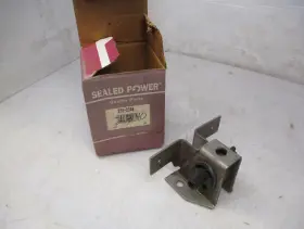 Nn-40296an Buyautoparts New Nos Sealed Power Transmission Mount 270-2340