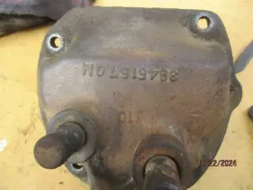 3845187 Chevrolet 1955 To 1957 Chevy Car 3 Speed Side Cover For Sm 318 Transmission W.o. Levers