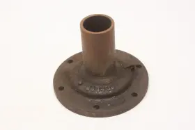 607406 Chevrolet 1938 1939 Car Transmission Main Drive Gear Bearing Retainer