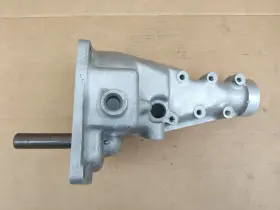 T10-7d Chevrolet Borg Warner T10 T-10 T 10 Tail Housing 8-1-61 Super Nice