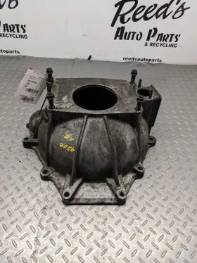 408.gm8392 Chevrolet Truck S10 T5 Bell Housing 2.5 2.8 Hydraulic Clutch Chevy T-5 Transmission 1567 1147403