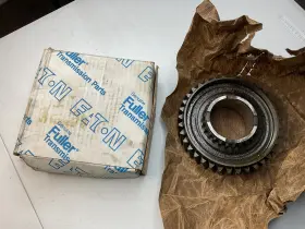 21545 Eaton #21545 Fuller Gear Nos