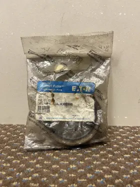 15638006 Eaton Fuller Genuine Trans Output Shaft Seal Rear Gm 4300119 New Oem 15638006 Eaton Fuller Genuine Trans Output Shaft Seal Rear Gm 4300119 New Oem
