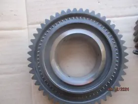 1307-204-073 Ford Zf 5 Speed S5-47 1st Gear 48teeth Gas And Or Diesel O.e.m. Good Used 1307-204-073 Ford Zf 5 Speed S5-47 1st Gear 48teeth Gas And Or Diesel O.e.m. Good Used