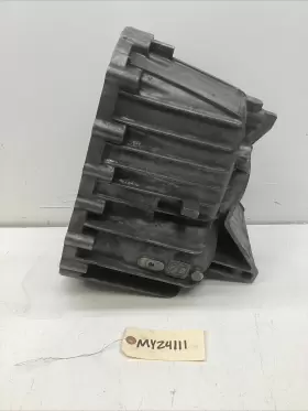 1319-401-021 Ford Zf S6-50 Truck 7.3l 4x4 6 Speed Transmission Rear Tail Housing