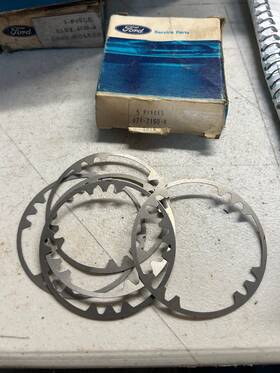 Ford B7t-7160-b Nos 1957-1963 Trucks Output Shaft 4th Gear Shims 5 Speed