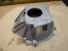 C5da-6394-a Ford C5da-6439-a 1965-68 Mustang Falcon 289 302 4-speed Aluminum Bellhouse Oem