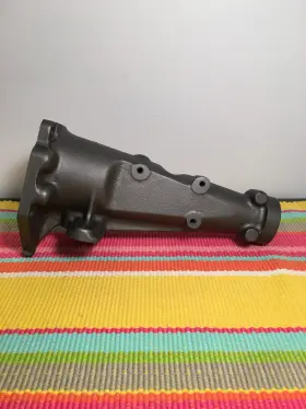 C6oz-7a039-c Ford Toploader 4 Speed Tailhousing 390 Mustang/cougar Fairlane 289 302 351