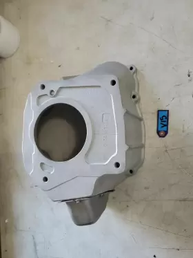 D5za-6394-ab Ford 1974 Mustang Ii 2.8 Aluminum Bell Housing