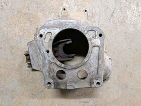 Ford E7sz-6392-a 1987 1988 Thunderbird Turbo Coupe 2.3l T5 Bellhousing Original Part