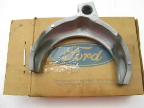 E7tz-7289-c Ford Nos - Oem Manual Trans 5th And Reverse Shift Fork S6-650 S6-750 E7tz-7289-c Ford Nos - Oem Manual Trans 5th And Reverse Shift Fork S6-650 S6-750