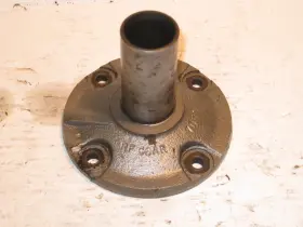 Rf-c5ar-7050-b Ford 1965 1973 Mustang Toploader 4 Speed Manual Transmission Bearing Retainer Rf-c5ar-7050-b Ford 1965 1973 Mustang Toploader 4 Speed Manual Transmission Bearing Retainer