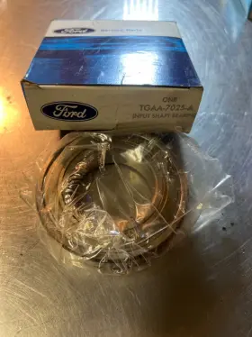 Tgaa-7025-a Ford Nos Oem Manual Transmission Front Bearing