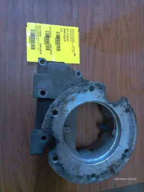 411.fd8e00 Ford Truck Expediton 2000 Transfer Case Adapter 880076
