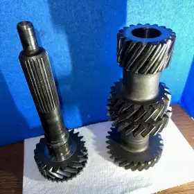 1304-077-009 General Motors Super T10 Borg Warner 4 Spd 2.43 Ratio Input And Cluster Gear Set 1304-077-009 General Motors Super T10 Borg Warner 4 Spd 2.43 Ratio Input And Cluster Gear Set