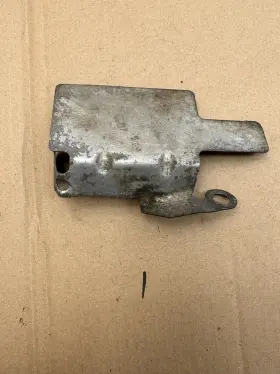 14087251 General Motors 86-88 Corvette C4 4 3 Doug Nash Clutch Slave Cylinder Shield