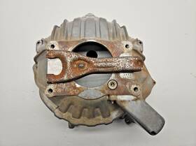 General Motors 15562385 1988-91 Chevy Gmc 1500 Manual Transmission Hydraulic Bell Housing Sm465 Oem