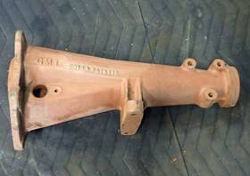 General Motors 3819113 63-64 Corvette Oem Gm 3 Speed Manual Transmission Tailhousing Saginaw