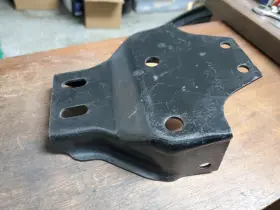 3913882 General Motors 1968-1979 Corvette Nos Rear Transmission Mount Cross Member Bracket New