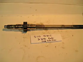 15616186 Gm S10 T5 2wd Output Main Shaft Nwc With Mechanical Speedo Non World Class Used