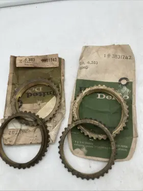 3831742 Gm Nos New Lot Of 4 Muncie Spd Trans Sync Ring 1963 1964 1965 Corvette