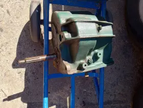 3837334 Gm 1965 Chevy 3/4 Ton Manual Transmission Gear Box