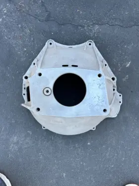 9774035 Gm 1964-1967 Buick Bellhousing 300 Skylark Gs340 65-1969 Jeep 225 Jeepster