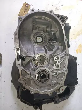 21200-p16-j00 Honda 1992 93 94 95 96 M2l5 Prelude Oem Manual Transmission Housing Inner Case