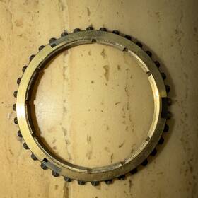 Isuzu 8-94249580-2 Nos Gm Ring Block 3rd And 4th Gear Synchronizer 94249580 Npr Trooper Rodeo