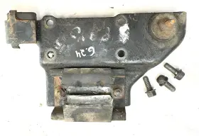 52003925 Jeep Wrangler Yj Ax15 Manual Transmission Mount Bracket 89-95 4.0