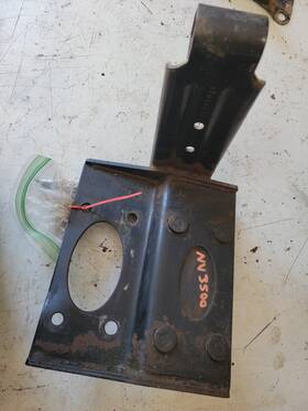 Jeep 52059502ab Wrangler Tj 03-06 4.0 Automatic Transmission Mount Plate Bracket With Bolts