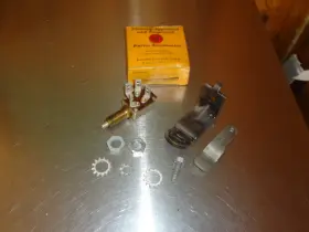 206855 Kaiser Frazer New Nos 1949 1950 1951 Overdrive Kickdown Switch Kit