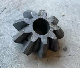 533777 Land Rover Series 2/2a/3 Differential Spider Side Gear Bevel