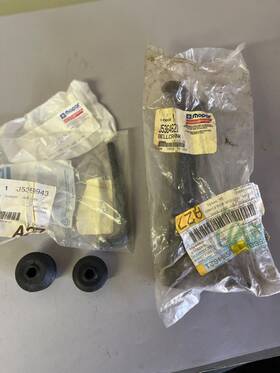 Mopar 5364621 Nos 76-86 Amc Jeep Cj5 Cj7 Scrambler Z Bar Bell Crank J5364621