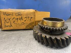 Mopar Wt294-21e Nos 833 Close Ratio 2nd Gear