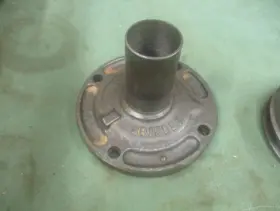 3915020 Muncie M20 M21 M22 Front Bearing Support Cover Gm Nova Camaro 69 70