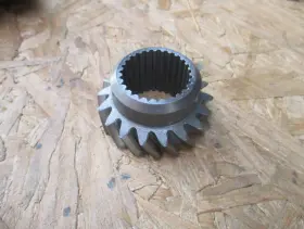 Wt297-10 Muncie Gm M20 M21 4 Speed 18 Tooth Front Reverse Idler Gear Very Good Cond. Orig