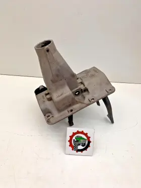 C-99569 New Process Ford F600 Np435 Transmission Shifter Tower