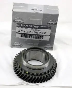 32312-69y00 Nissan Genuine Gear Assy-5th Input Shaft New Oem