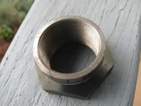 32354-e9803 Nissan Datsun And 5 Speed Transmission Main Shaft Lock Nut 720 240sx 280zx 300zx