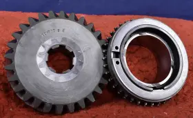 923.302.905.23 Porsche 915 Transmission Sn 5th Gear Set 0.821 911sc 28 23 Loaded