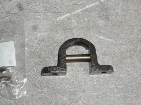 C5zz-7210-d Scott Drake Mustang Parts 1965 1966 1967 Ford 4-speed 3-speed Lower Shifter Bracket # C5zz-7210-d Scott Drake Mustang Parts 1965 1966 1967 Ford 4-speed 3-speed Lower Shifter Bracket #