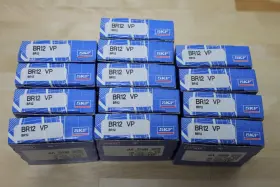 Br12-vp Skf Tapered Ball Bearing Br12 Vp Lot Of 13